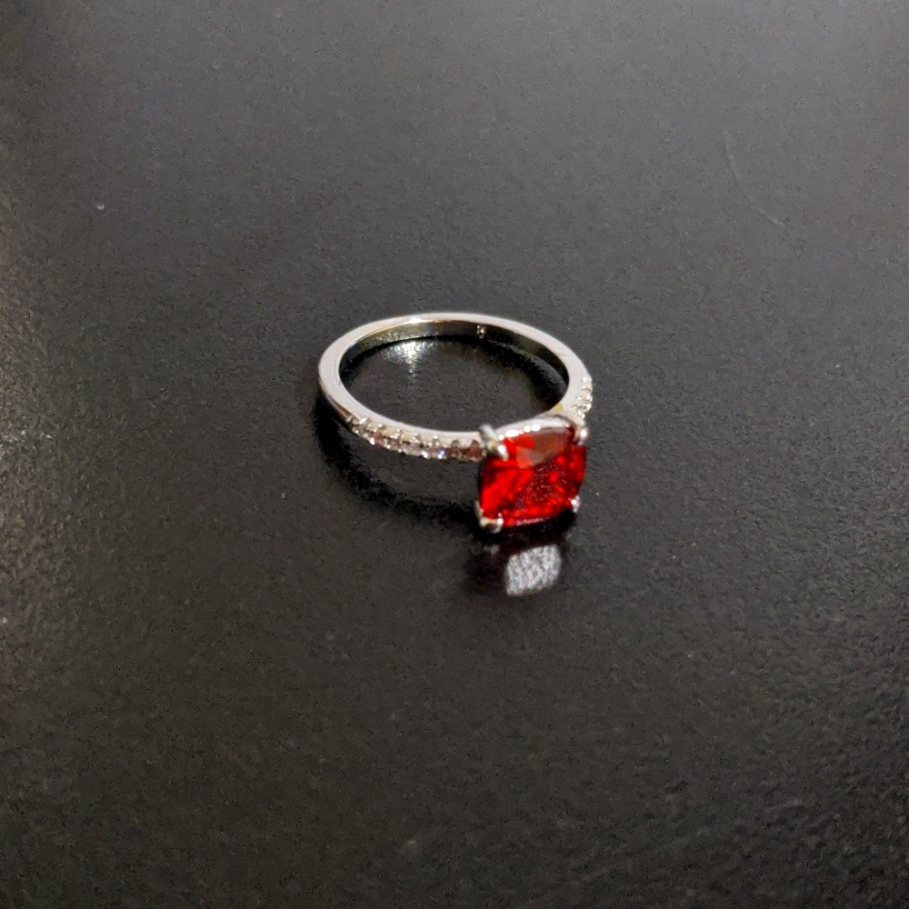 Fragrant Jewels garnet Jan birthstone 5 ♥️✨
